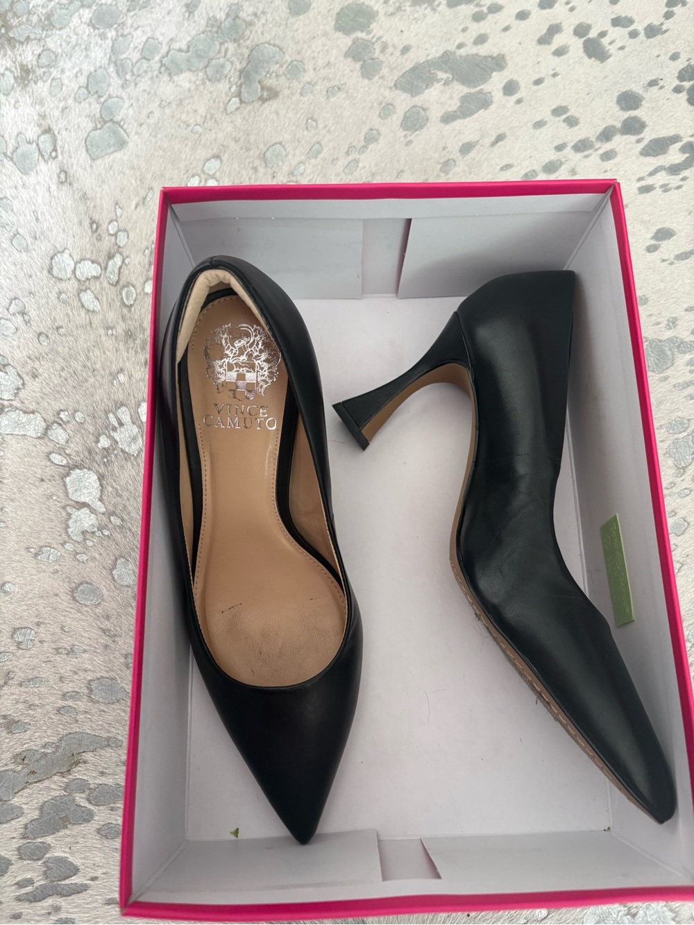 Vince Camuto Black Pointed-Toe Leather Pumps